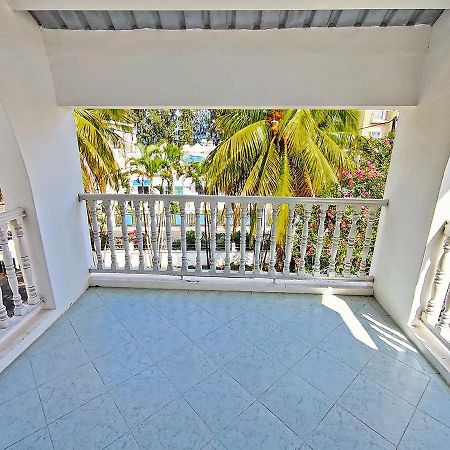 Coconut Bay Apartments Flic-en-Flacq Exterior foto